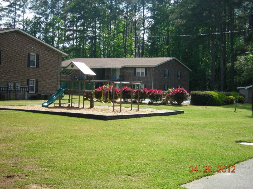 Affordable Apartments in Laurinburg NC Blues Farm Estates in North